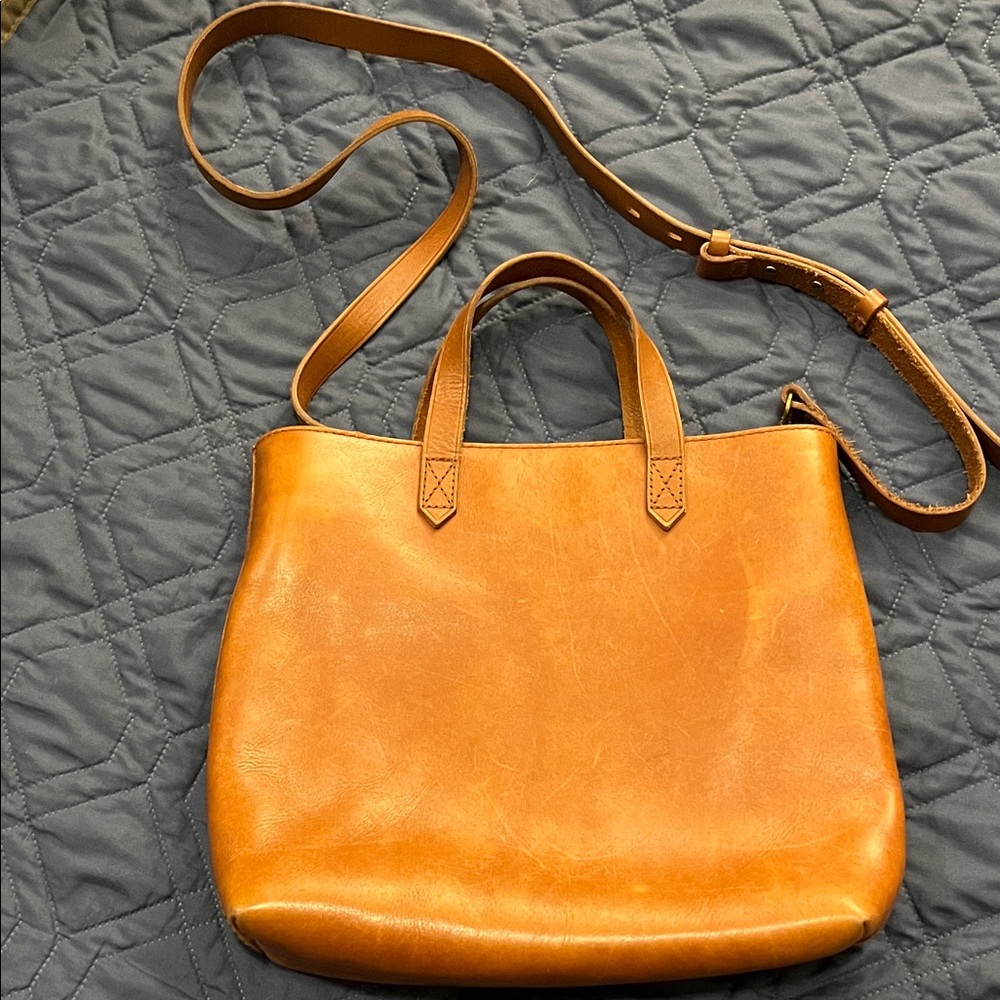 Madewell Tan Leather zip top Transport crossbody